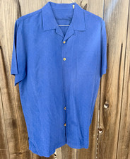 Tommy Bahama Blue Solid Woven Short Sleeve Button-Up Shirt Pockets picture
