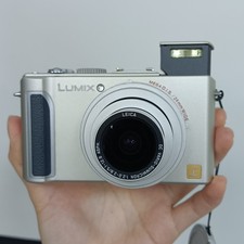 Panasonic LUMIX DMC-LX3 Digital Camera 10.1 MP with Accessories Silver picture
