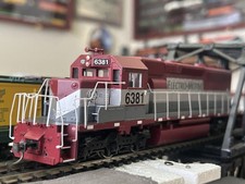ATHEARN HO SD40-2 EMD LEASE, PURPLE & SILVER, NEW/OB. DCC equipped picture