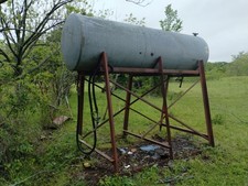 HEAVY DUTY SKID MOUNTED FUEL TANK picture