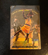 1999-00 Fleer Ultra Kobe Bryant #50G Gold Medallion Edition Lakers Card picture