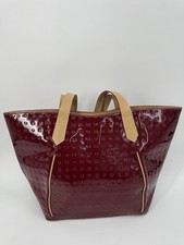 Arcadia embossed logo red tote (pu1000thrifty picture