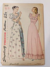 Simplicity 2681 Nightgown Dress Sewing Pattern Ladies 16 VTG 40's UC Gown Long picture
