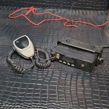 MOTOROLA PM400 UHF 438-470MHZ 25 WATT 64 CH ANALOG WITH Microphone picture