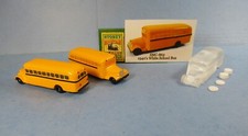New SMC-862 1940's White School Bus  HO-1/87 Scale  Clear Resin Kit picture