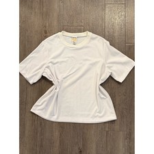 Vintage Women's White Short-Sleeve Box Tee with Heart Embroidery picture