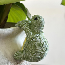 Cute Climbing Tortoise Flower Pot Hugger Figurines Resin Hanging Turtle Statue P picture