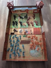 1968 Marx Fort Apache Carry All Action Set 4685 Tin Litho Playset Case Incomplet picture