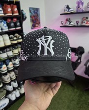 31 HATS - THIRTY ONE HATS 