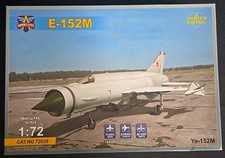 Modelsvit  E-152M Limited Edition 1/72 72030 Model Kit EXTRA NOSE picture