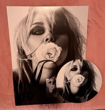 Miley Cyrus Bass Persuades Listening Party - Poster Lanyard + Vinyl Slipmat picture