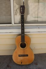 Vintage 1930s unknown parlor guitar project picture