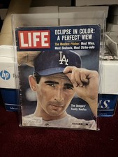 Sandy Koufax Los Angeles Dodgers cover Life magazine August 2, 1963 Vintage MLB picture