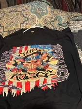 guns n roses/metallica vintage shirt from 1992. Size large. Vintage, pittsburgh picture
