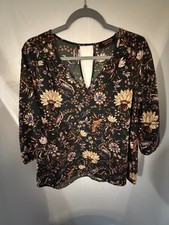 Renee C Women's Blouse Green Floral Print 3/4 Sleeve Keyhole Top Size Medium USA picture